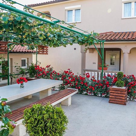 Apartment Suncica Пула Екстер'єр фото