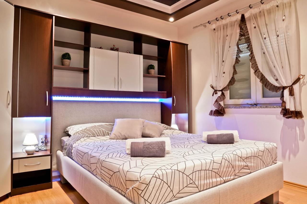 Apartment Suncica Пула Екстер'єр фото